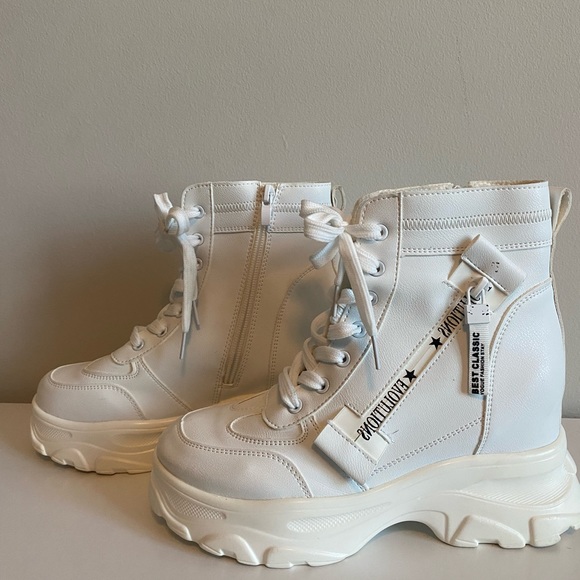 White chunky platform boot sneakers - Picture 1 of 3